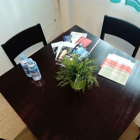 Apartamento Dos Aceras Málaga Buitenkant foto
