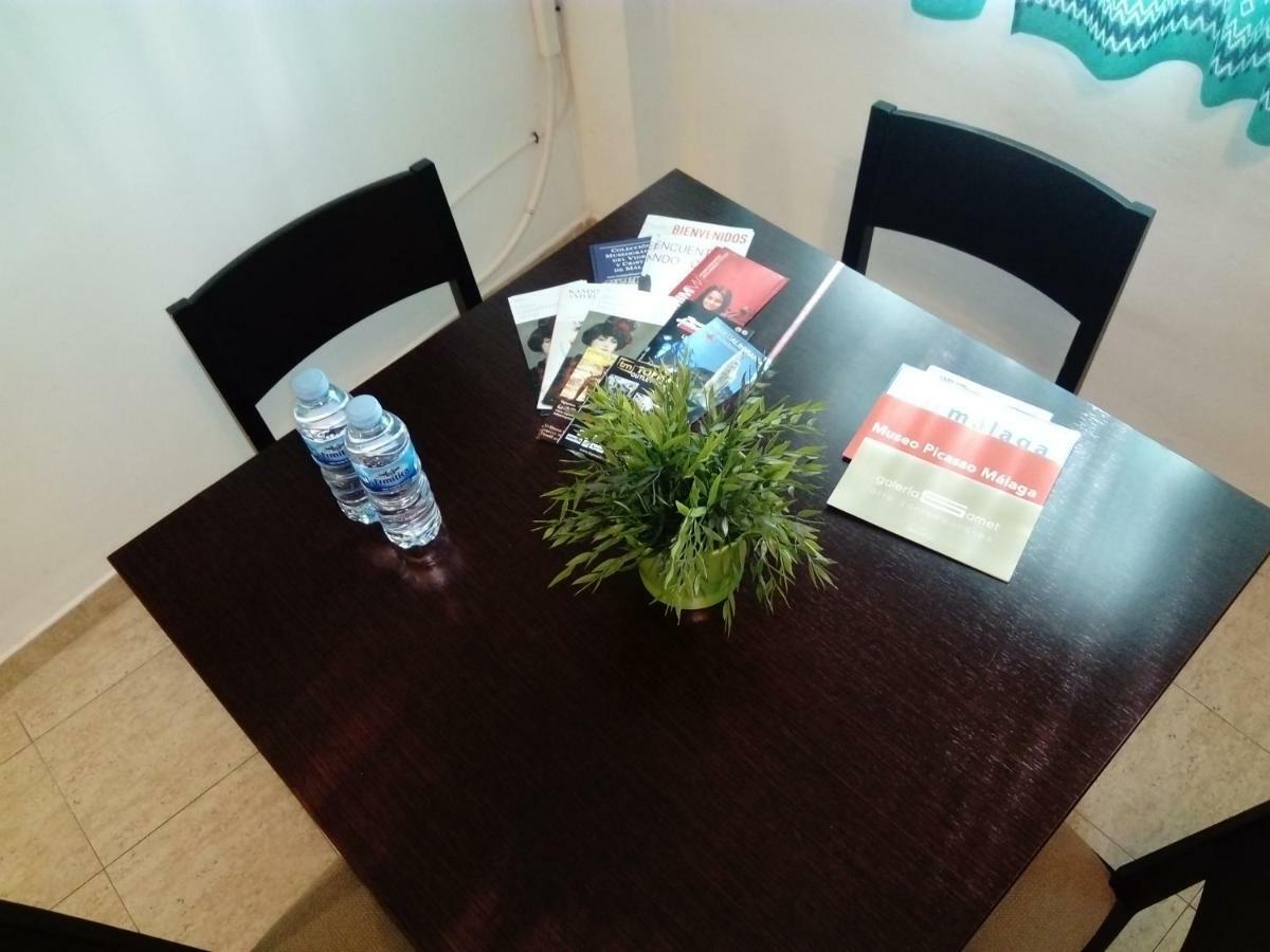 Apartamento Dos Aceras Málaga Buitenkant foto